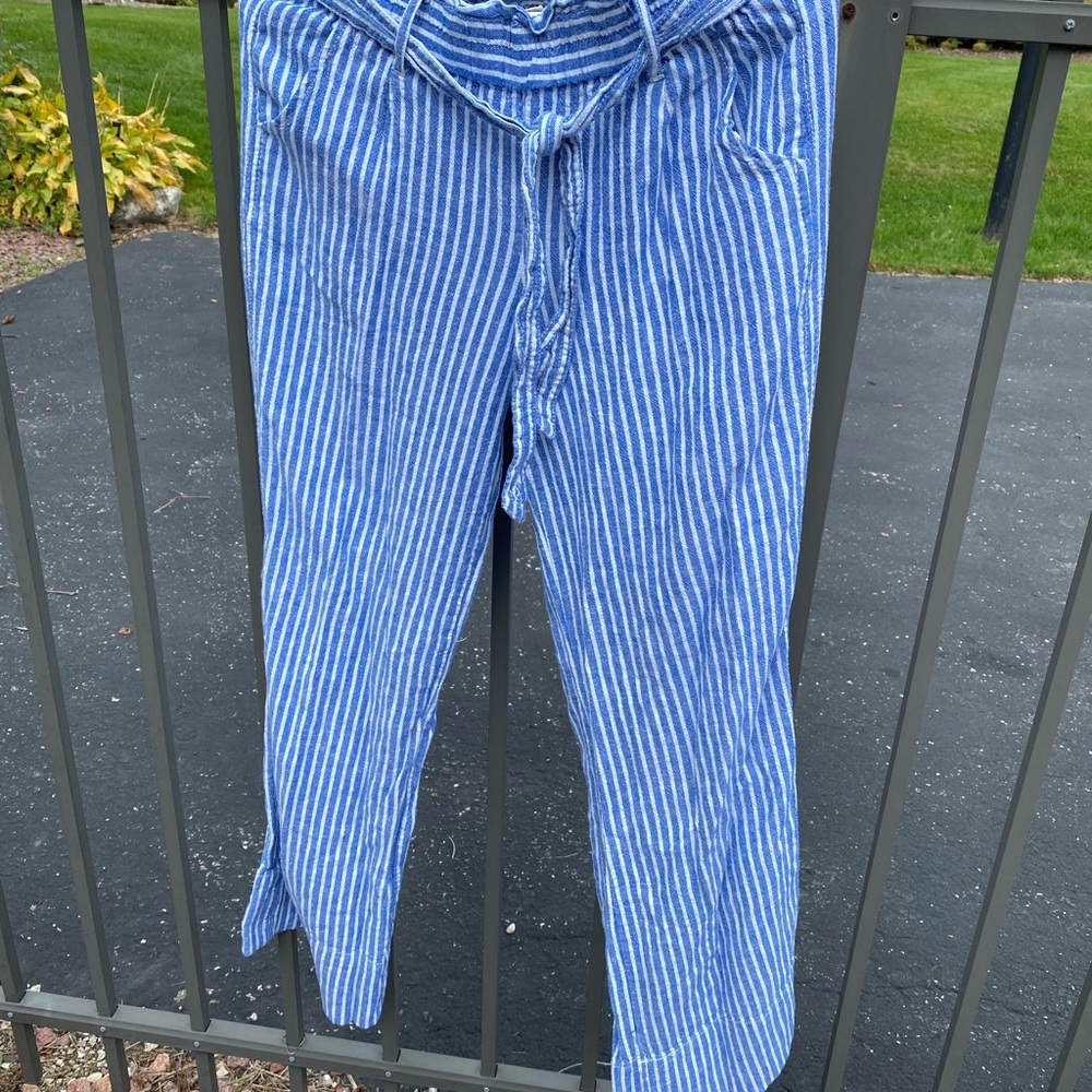 2 pairs of wide leg pants with soft material and pockets!